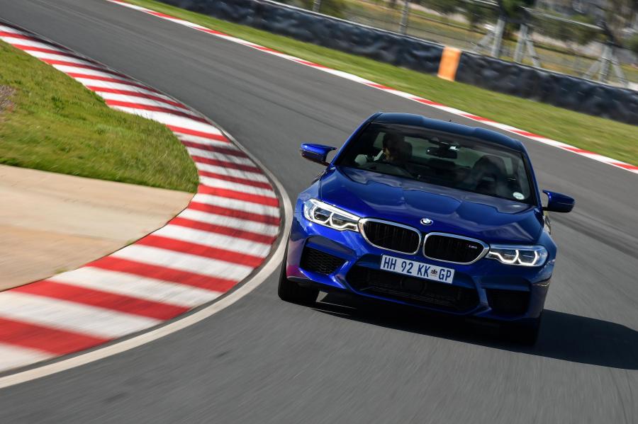  BMW M5 (F90) 2018 года  (ZA) (фото 38 из 40)